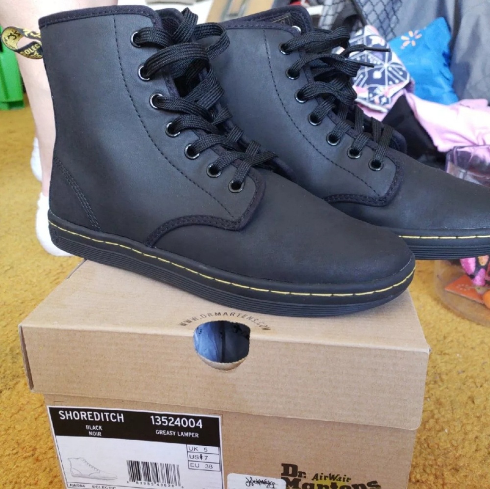 Womens Dr.martens
